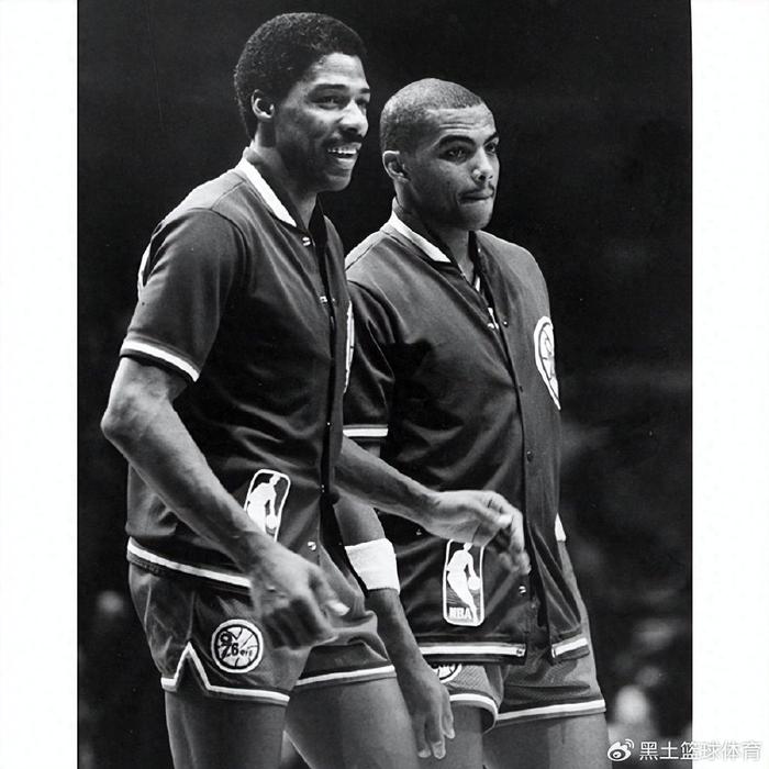 开云体育官网登录-哪些球队拥有两个以上全明星却没能打进季后赛？NBA共出现九次