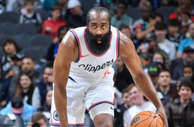 开云体育app入口-顶级表现扛住快艇压力 今夏续约，哈登不会再让步